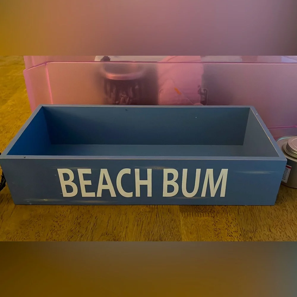 Wooden Beach Bum Holder